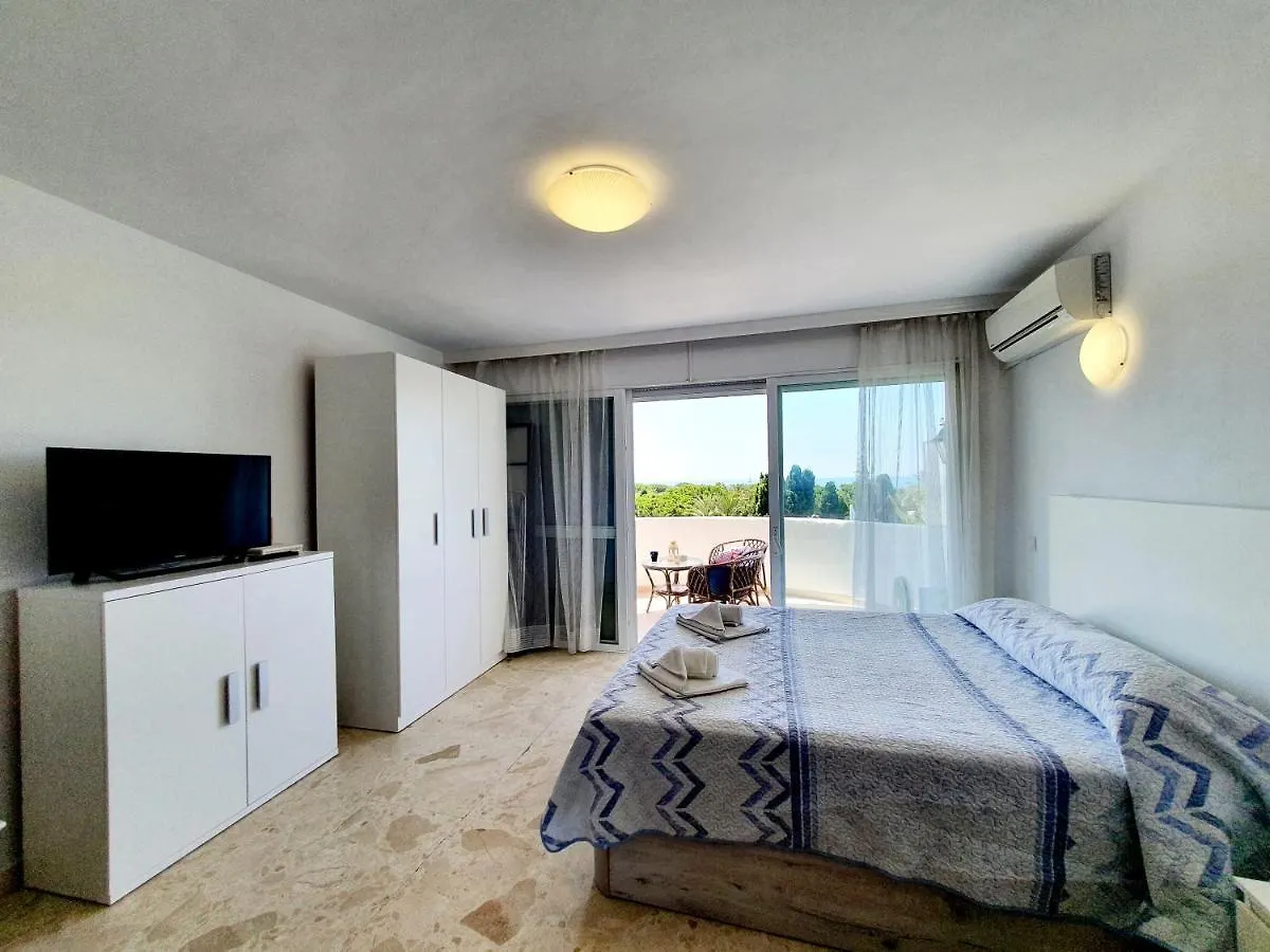 Estudio Coronado 324 Marbella 0*,  Spain